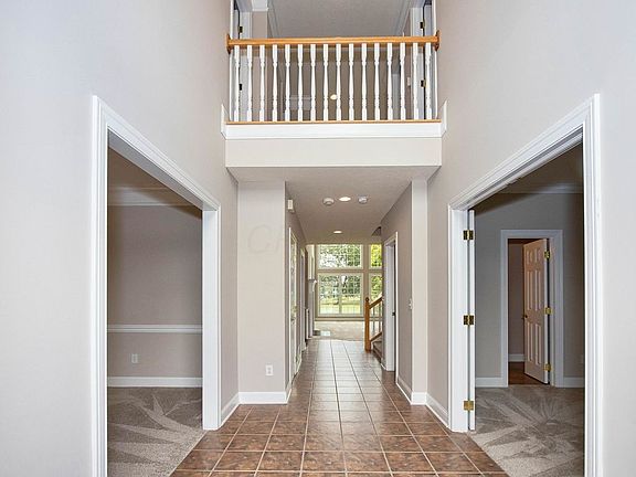 5th image of 5298 Medallion Dr W