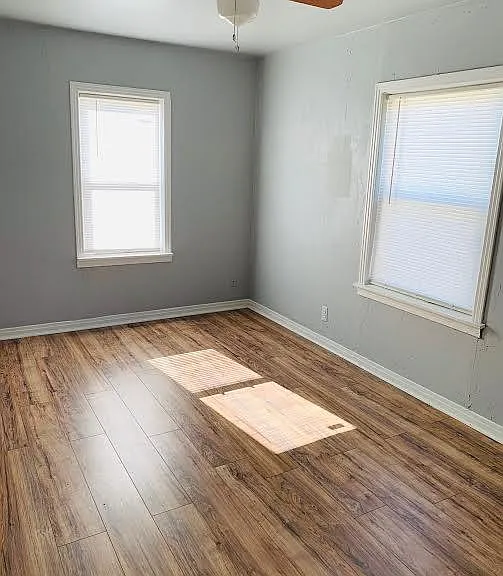 3800 N Donald Ave — Photo 7