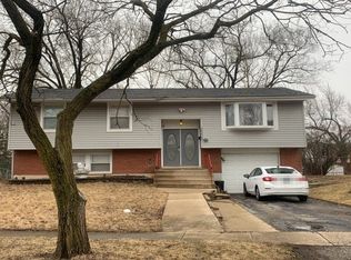 3303 Tulip Dr, Hazel Crest, IL 60429