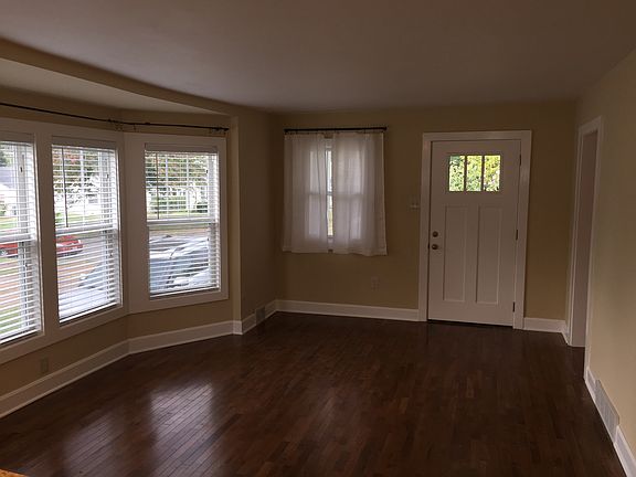 5th image of 1222 Louisville Ave