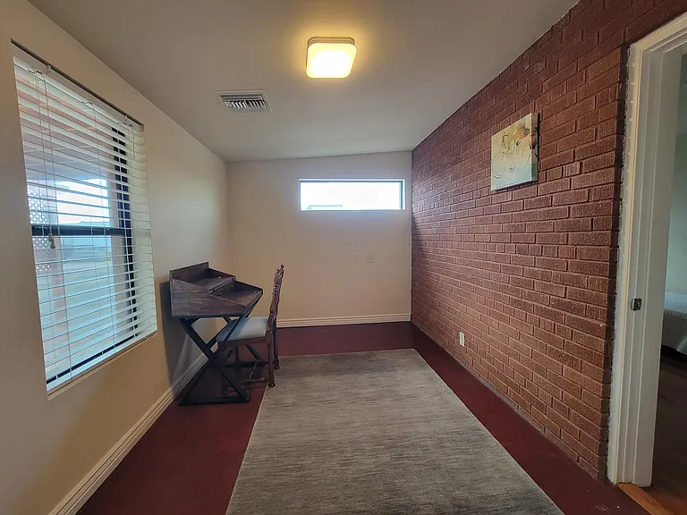902 S Fremont Ave — Photo 17