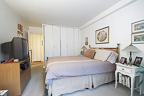 Sold by Fenwick Keats Real Estate | media 1