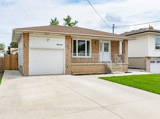 11 Aterno Dr, Hamilton, ON L9C5S4