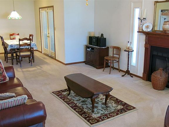 2nd image of 3645 Flintwood Cir