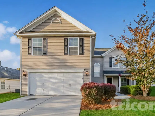 2901 Quail Oaks Dr, Greensboro, NC 27405