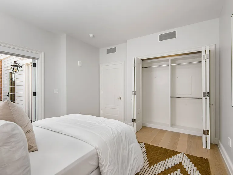 The Residences at Palisades Village — Photo 54