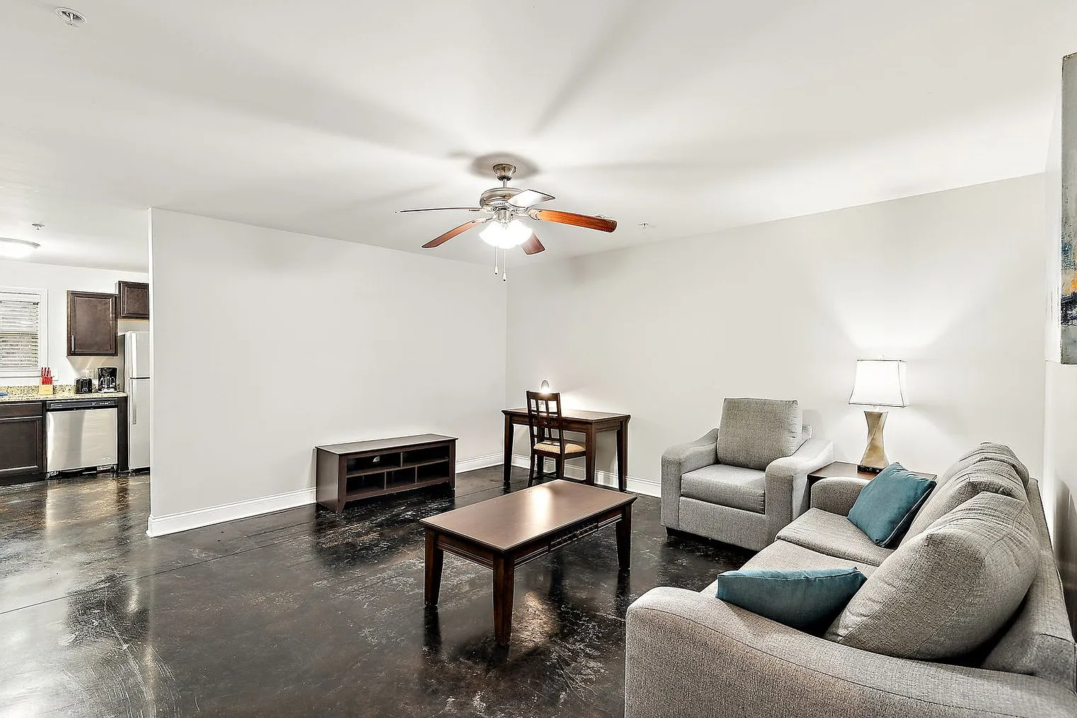 2 bed, 2.5 bath, 1248 sqft, $2,198 — Photo 2