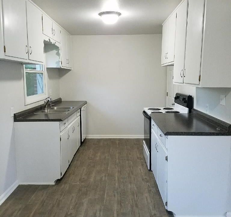 D35B9A60-E171-41C4-8288-7E049284BC62