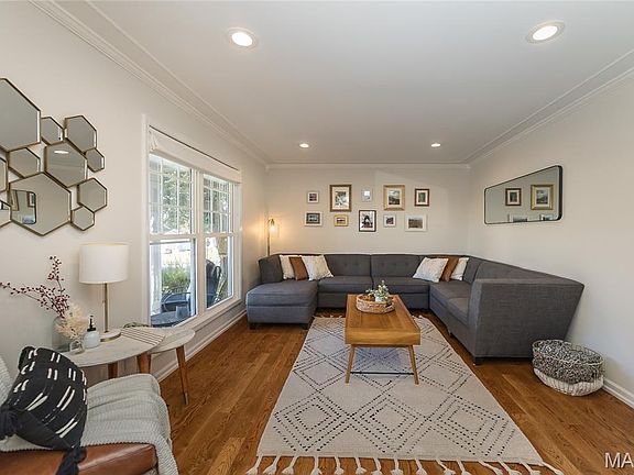 5th image of 809 Aramis Dr