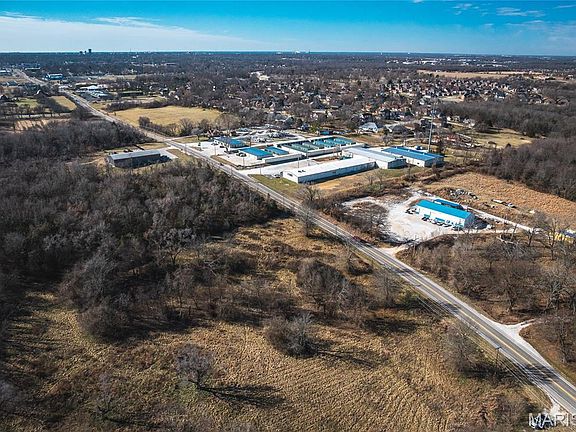 4th image of 4260 N State Highway H