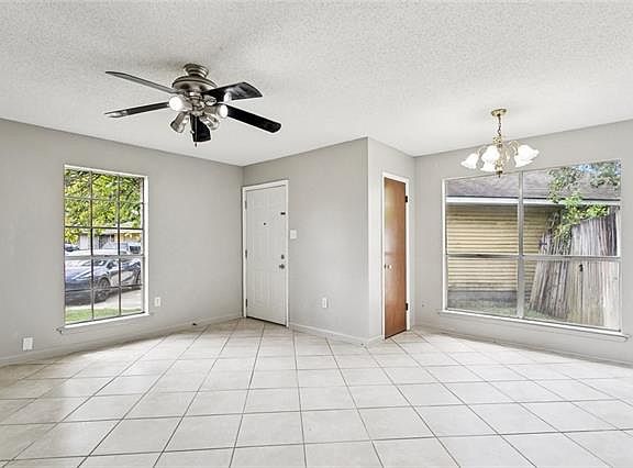 3rd image of 132 Parkway North Dr