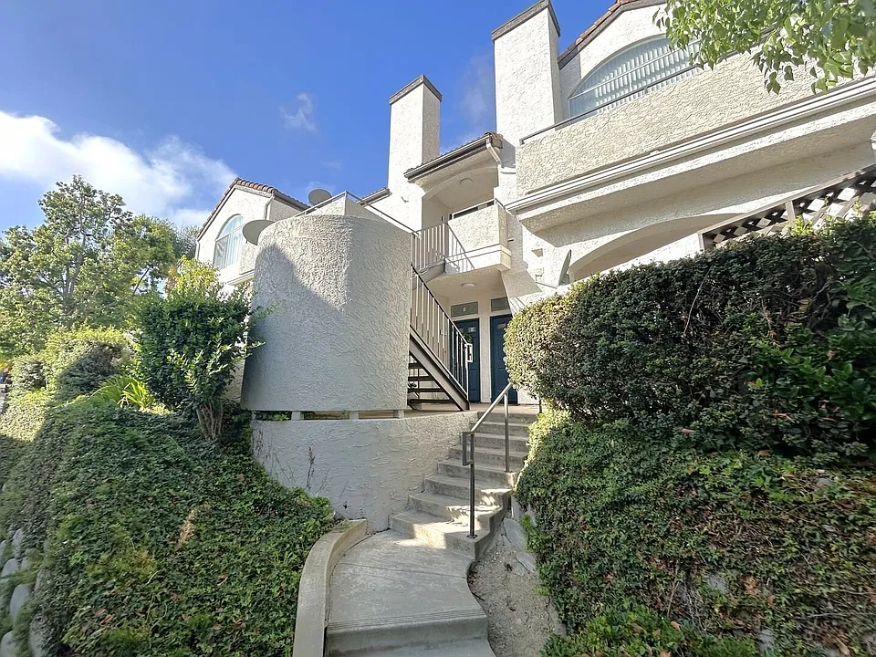 13133 Le Parc Blvd #912
