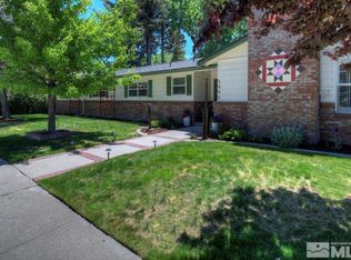 1041 W Robinson St, Carson City, NV