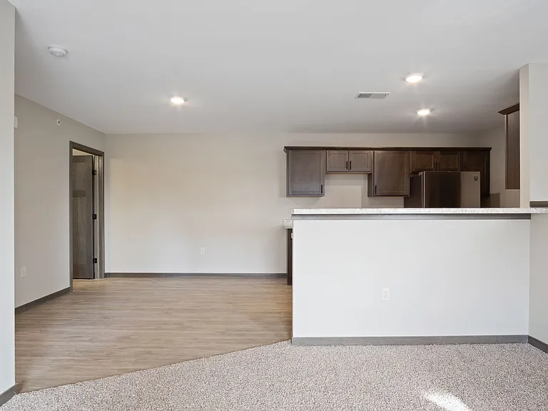 786 Peregrine Cir — Photo 9