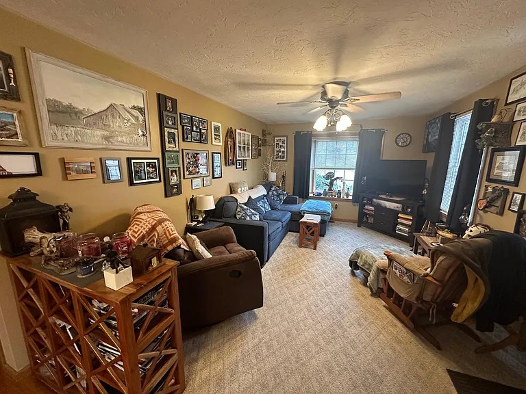 1 Rennie Dr #1 — Photo 8