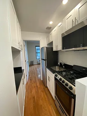 Rented by Oxford Property Group | media 22