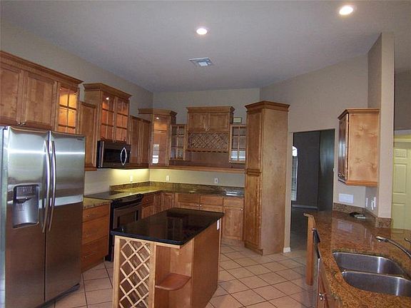 3rd image of 5435 Summerland Hills Dr