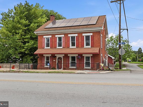 2nd image of 103 W King St