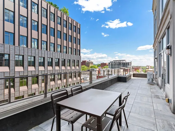 218 W Water St #601, Charlottesville, VA 22902