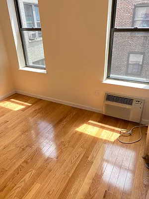 Rented by Level Group | media 28