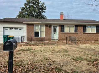 1007 Sunridge Trl W, Pevely, MO 63070