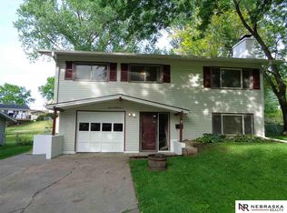 1147 Saint Andrews Rd, Bellevue, NE 68005