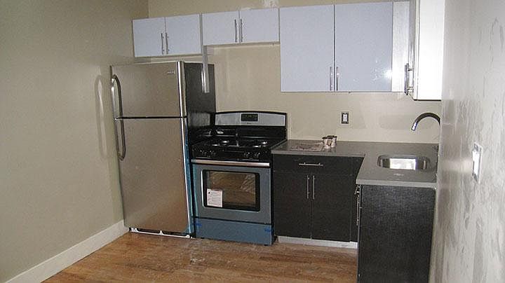 1st image of 818 Myrtle Ave #1