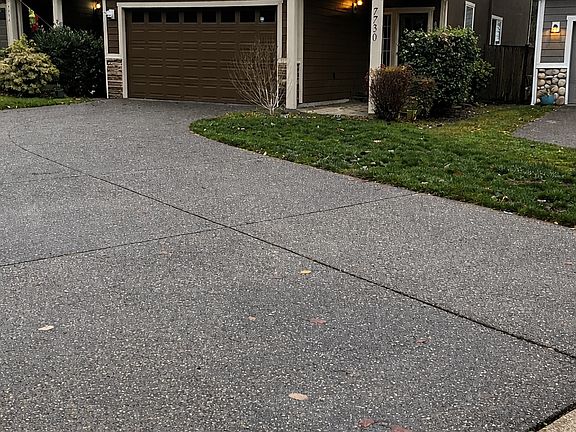 2nd image of 7730 181st St E