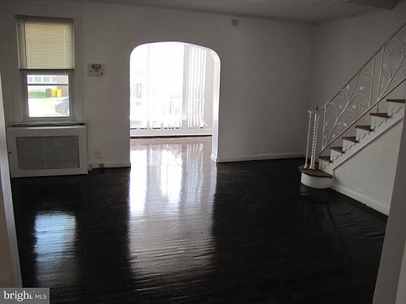 5th image of 2261 Gross Ave