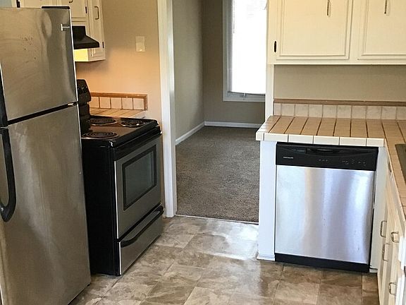 4th image of 18 Ventura Ct