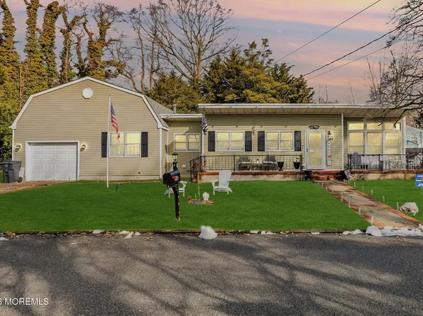 4 Spring Street, Toms River, NJ 08753