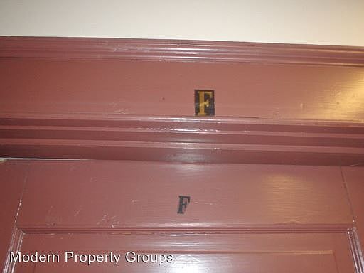 2nd image of 301 Waugh St #3007277