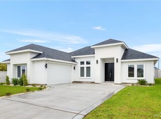 704 W Carmel Ave, Pharr, TX 78577