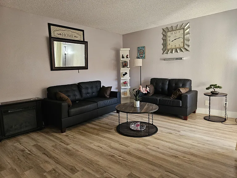 457 N Lamb Blvd #E — Photo 5