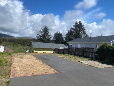 204 SE Surf Ave, Lincoln City, OR, 97367