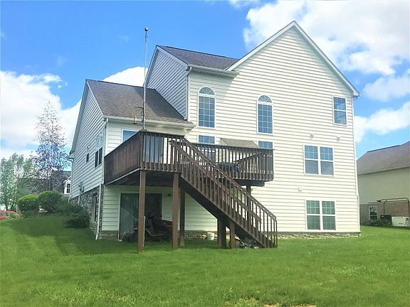 2nd image of 6 Wildwood Ln E