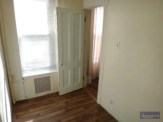 Rented by Brownstone Real Estate | media 35