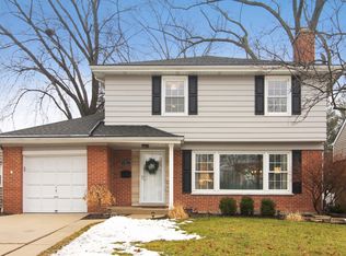 303 S Albert St, Mount Prospect, IL 60056
