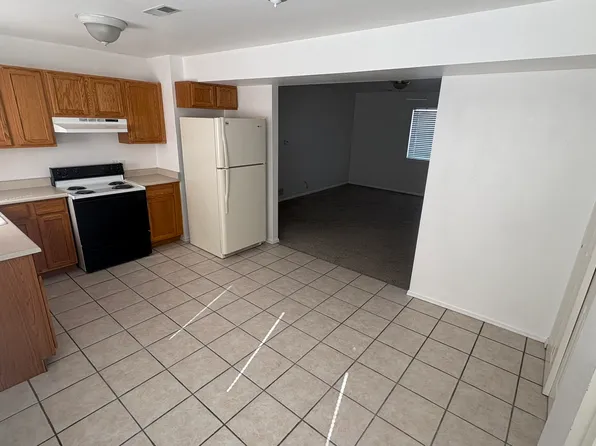 108 W Baldwyn Dr, Pueblo, CO 81007
