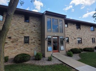 252 N Campbell Rd #B-83, Oshkosh, WI 54902