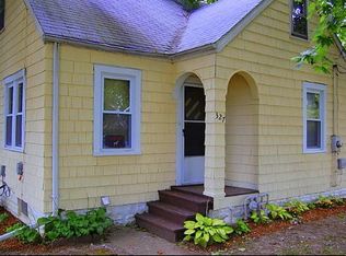 327 Pine St, Lockport, IL 60441