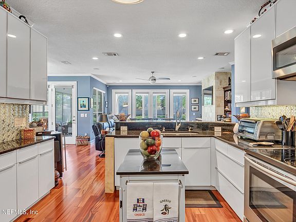 5th image of 4119 PALOMA POINT Court