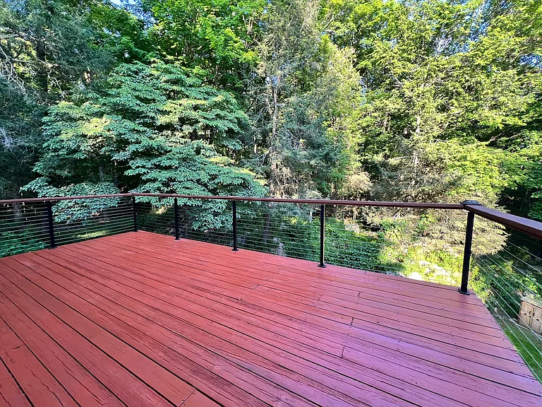 73 Hemlock Rd — Photo 4