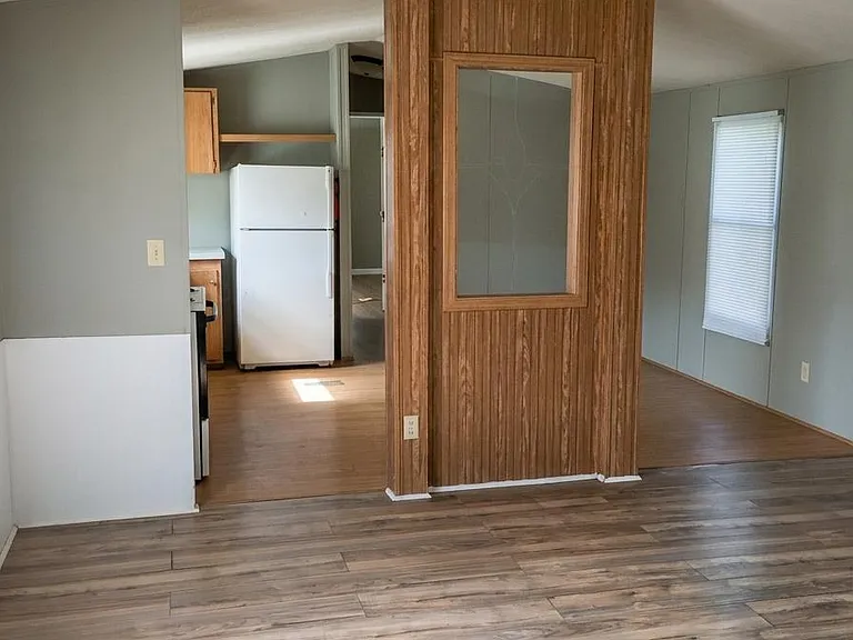2360 Clinton Dr — Photo 8