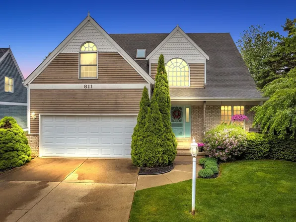 811 Olde Towne Sq, Chesterton, IN 46304