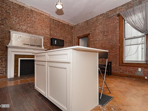 3rd image of 50 W 88th St APT 8