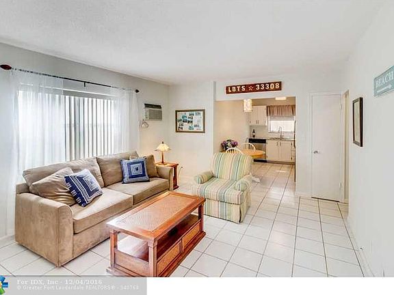 5th image of 4556 N Ocean Dr APT 6