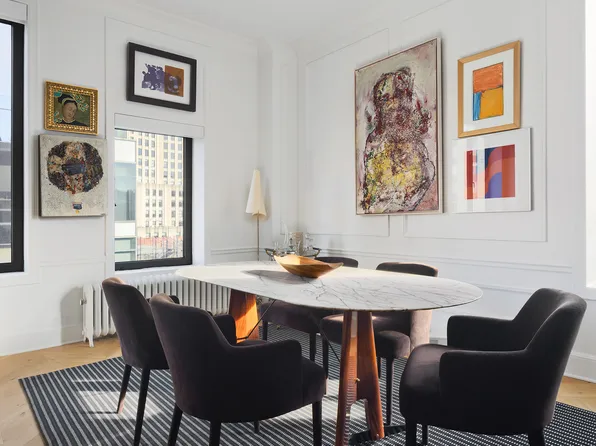 21 East 22nd Street image 4 of 10