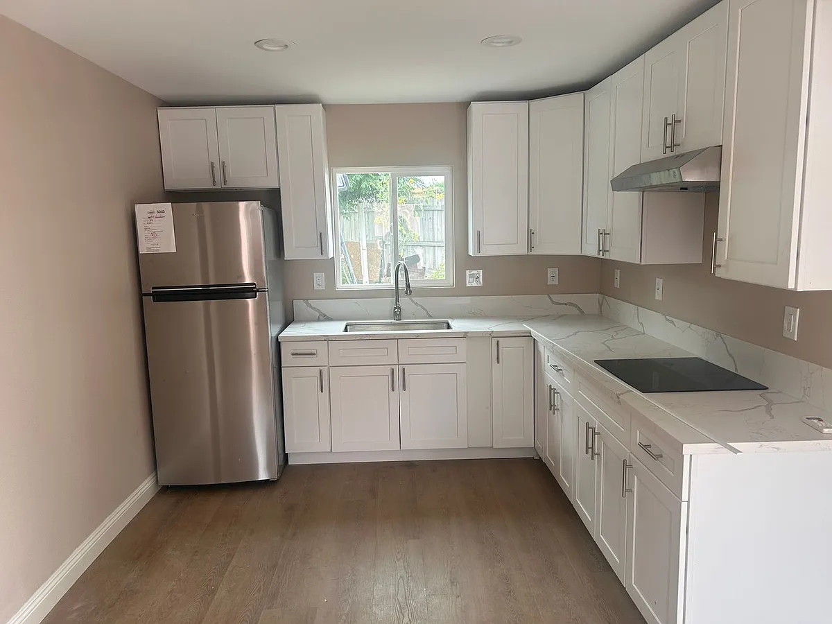 Building Photo - 2887 San Anselmo Ct #104