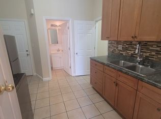 1827 S May St #1R, Chicago, IL 60608